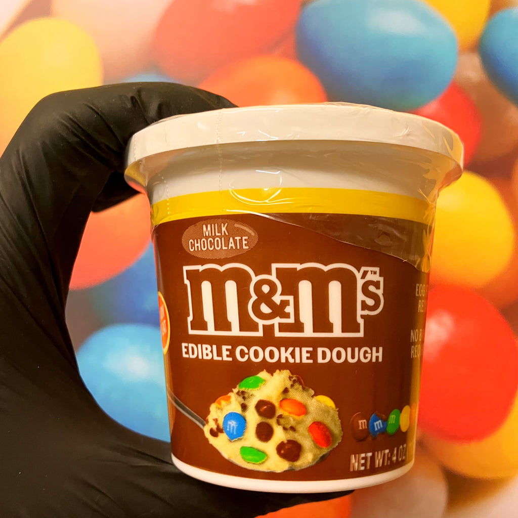 Cookie Dough M&M's  113g Snacks4you.ch